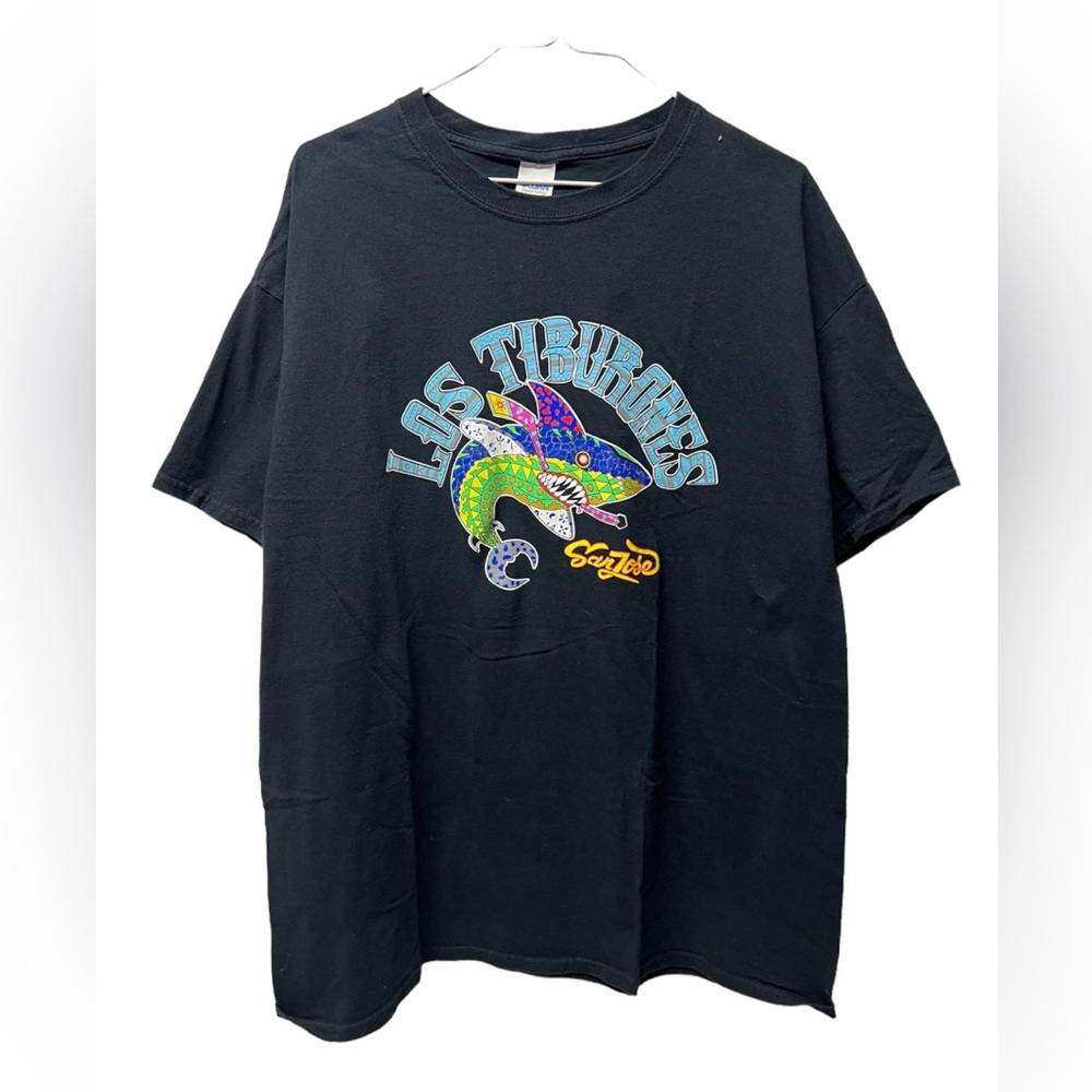 Los Tiburones Latin night colorful San Jose Sharks black t-shirt sz XL